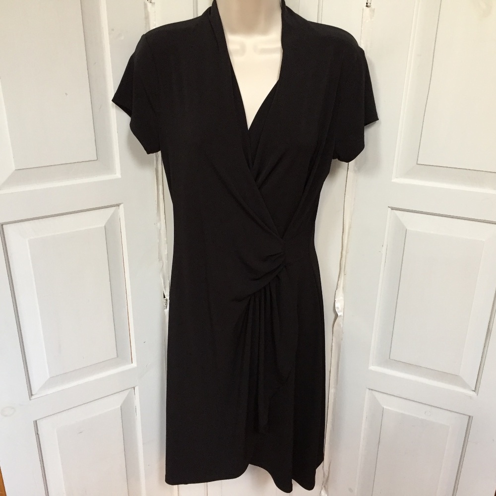 LOFT Black Short Sleeve Dress